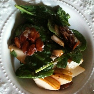 Pear, Gorgonzola & Candied Pumpkin Seed Salad via @HipVegetarian